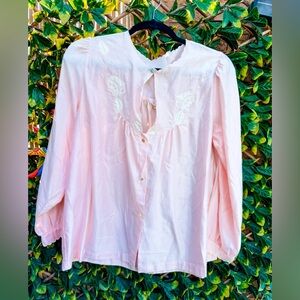 🔹 4/$25- Vintage Barbizon Pale Pink‎ Embroidered Lingerie Jacket